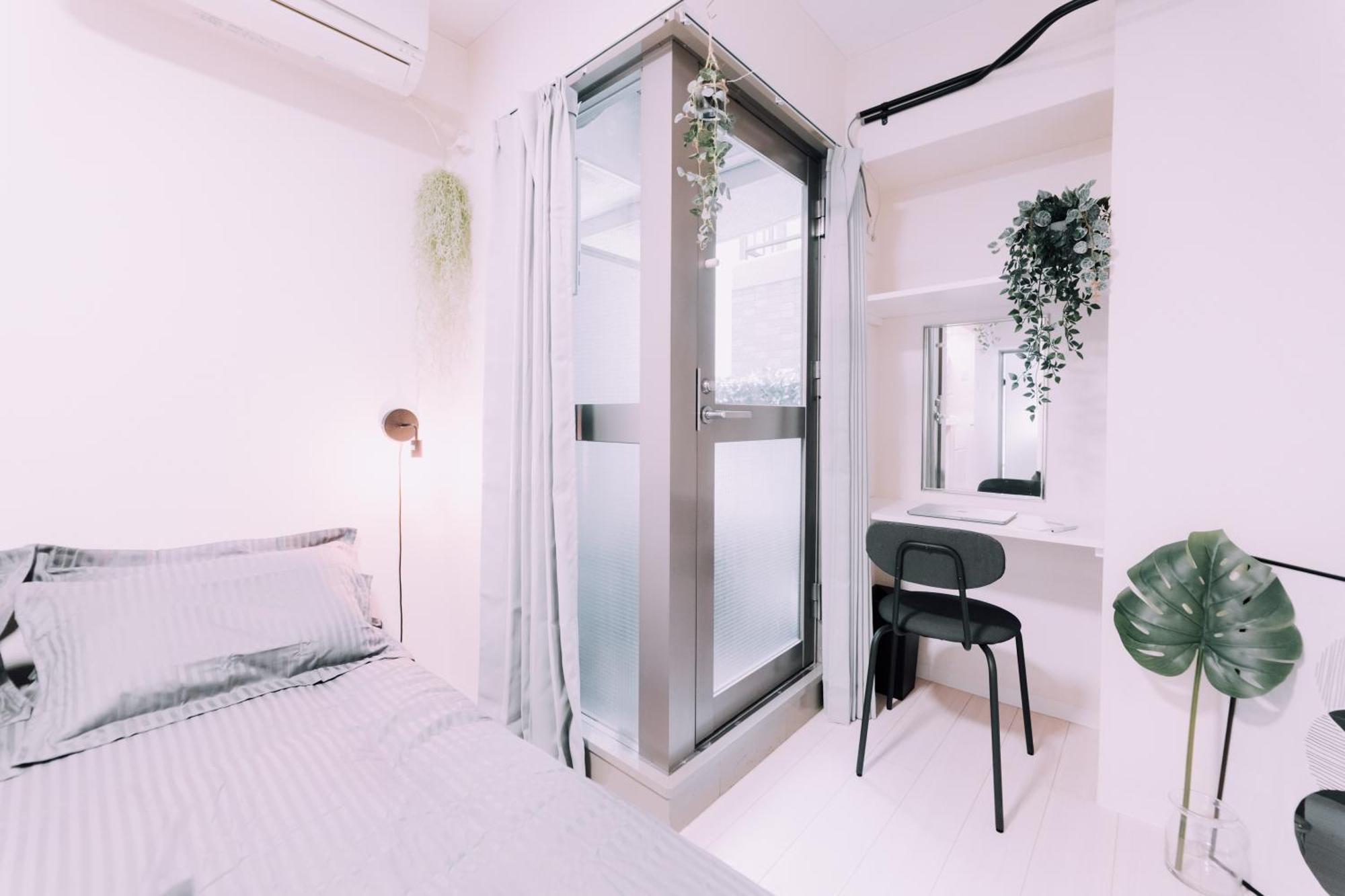 Apartemen Minimalist Loft Namba Compact With A 24-hour Gym Ma603