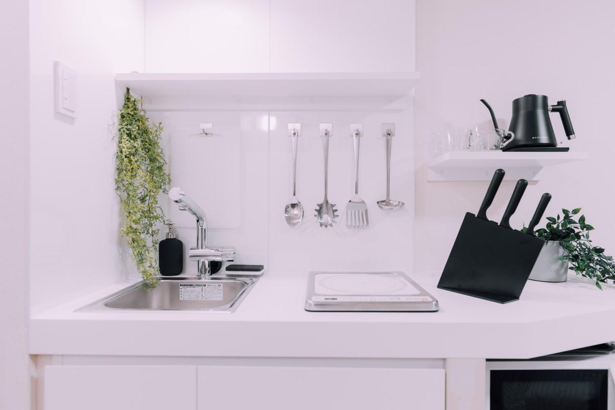 Minimalist Loft Namba Compact With A 24-hour Gym Ma603